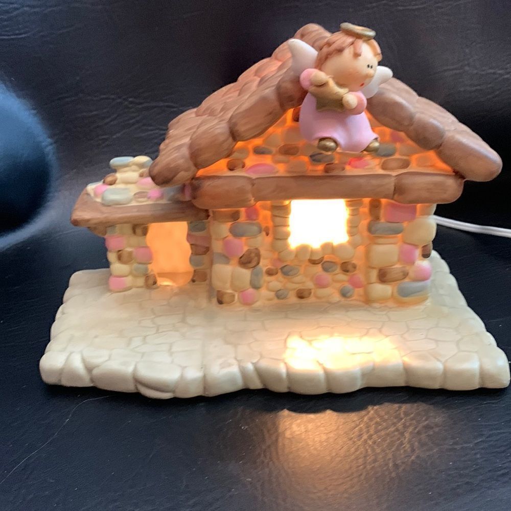 Nativity Manager Christmas Holiday Scene Fairy Lighted  5 X 10 Inch Stone house
